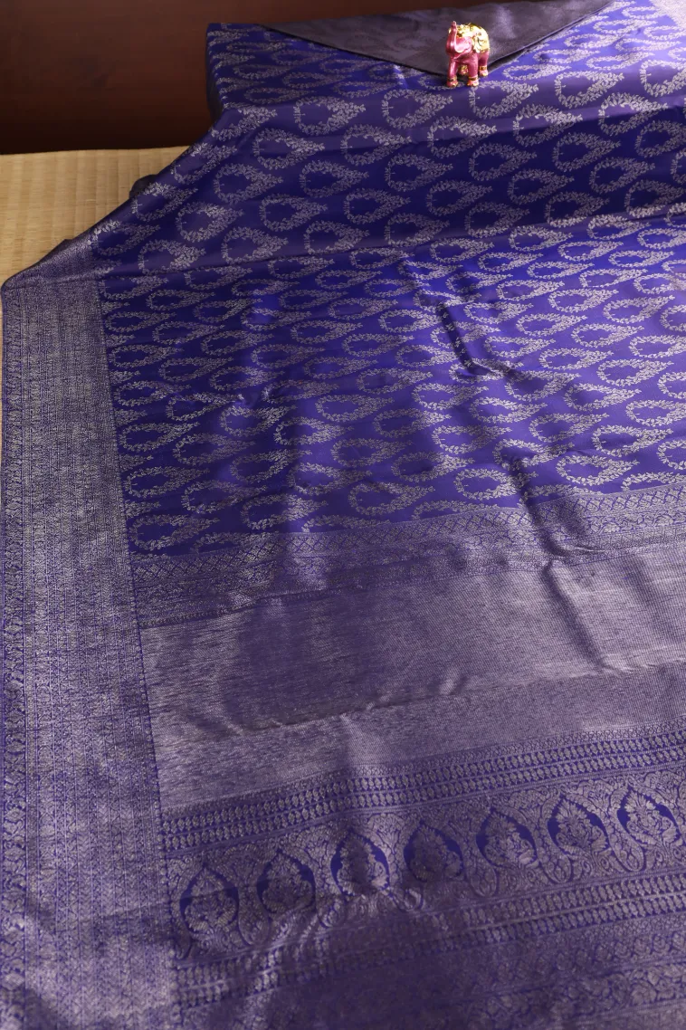 Indigo Blue Kanchipuram Silk Sarees with Antic Zari Geometric Shapes view 2