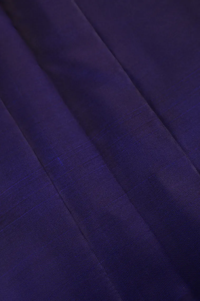 Indigo Blue Kanchipuram Silk Sarees with Antic Zari Geometric Shapes view 3