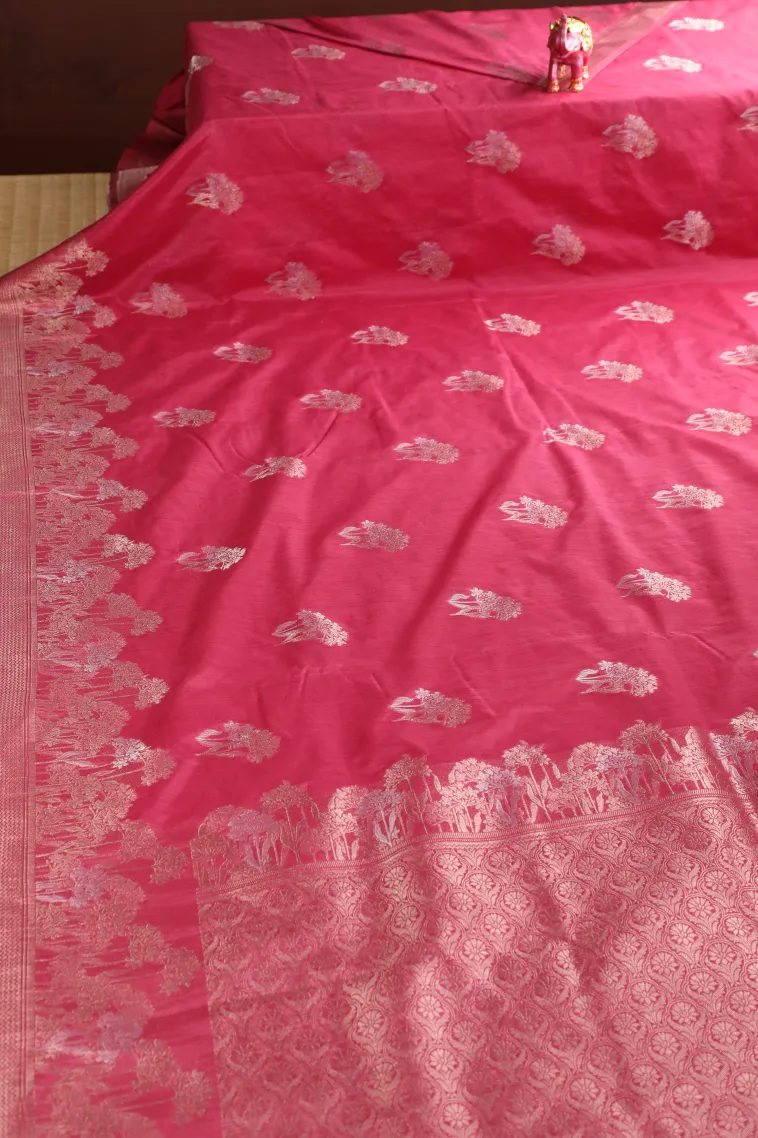 Punch Pink Banaras Sarees with Gold And Silver Zari Flower Mottif view 2