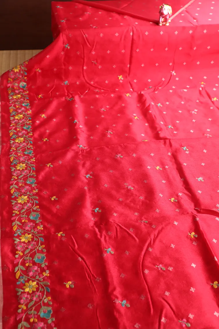 Candy Red Manipuri Cotton Sarees with Thread Zari Buttis (small Dots Or Motifs) view 2