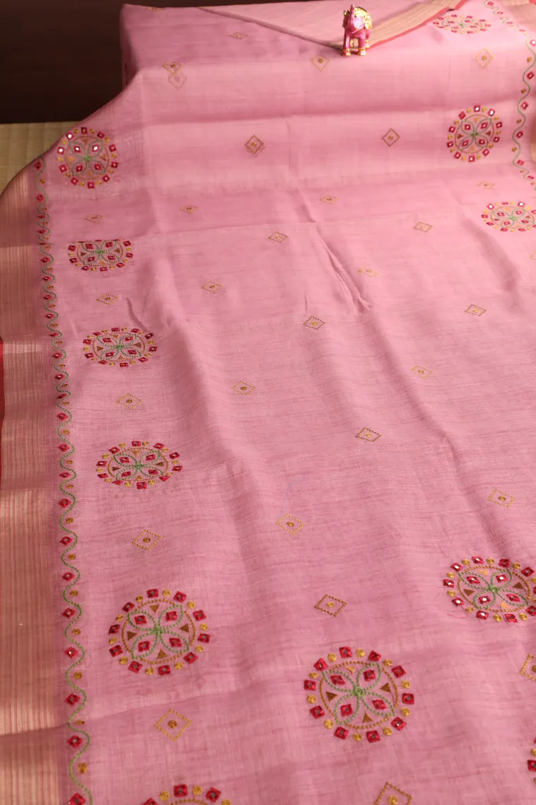 Rose Pink Tissue Silk Sarees with Gold Zari Geometric Shapes view 2