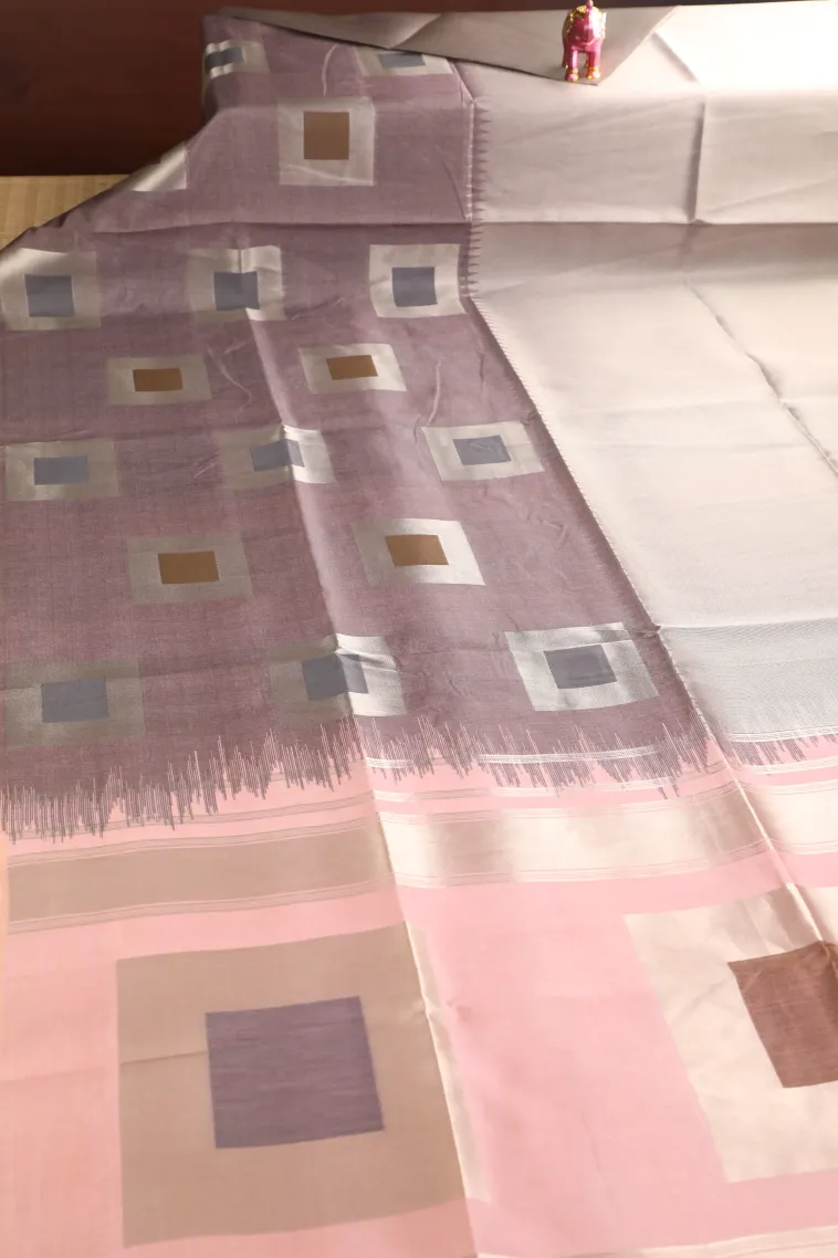 Caramel Brown Jute Sarees with Bronze Zari Geometric Shapes view 2