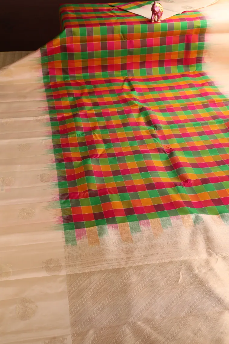Emerald Green Soft Silk Saree with Gold Zari Checks view 2