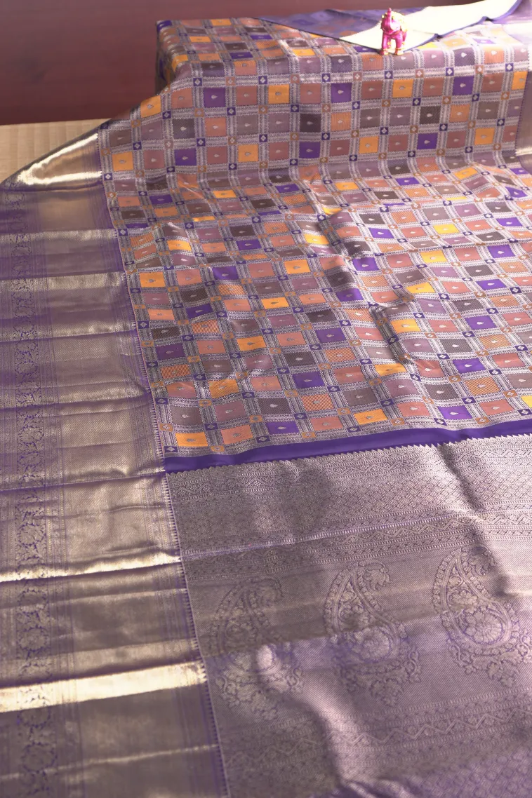 Viola Purple Kanchipuram Silk Sarees with Gold Zari Geometric Shapes view 2