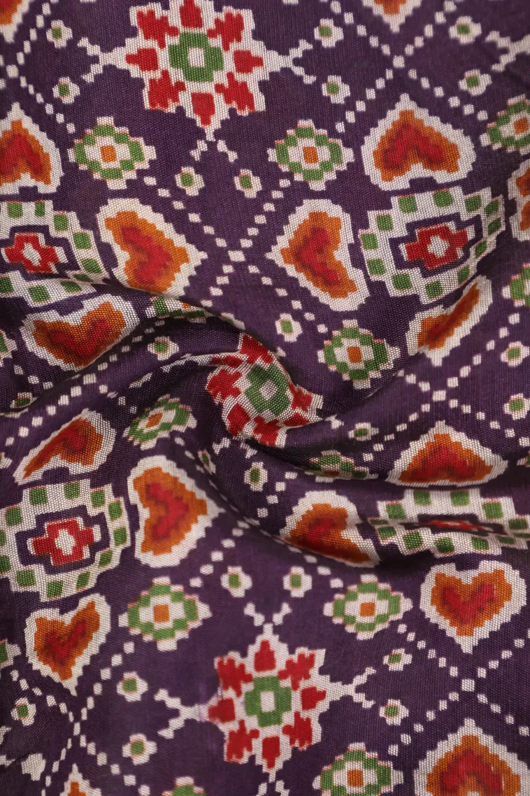 Mauve Purple Chanderi Cotton Sarees with Gold Zari Geometric Shapes view 4