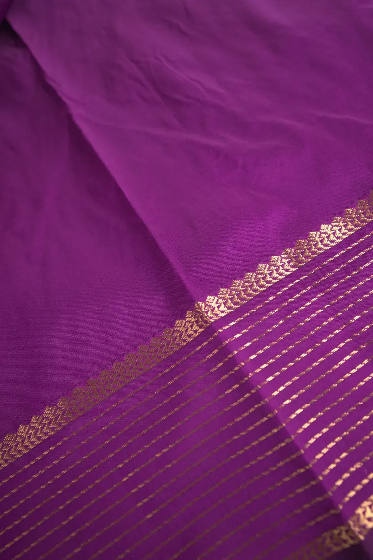 Bubble Purple Soft Silk Saree with Gold Zari Flower Mottif view 3