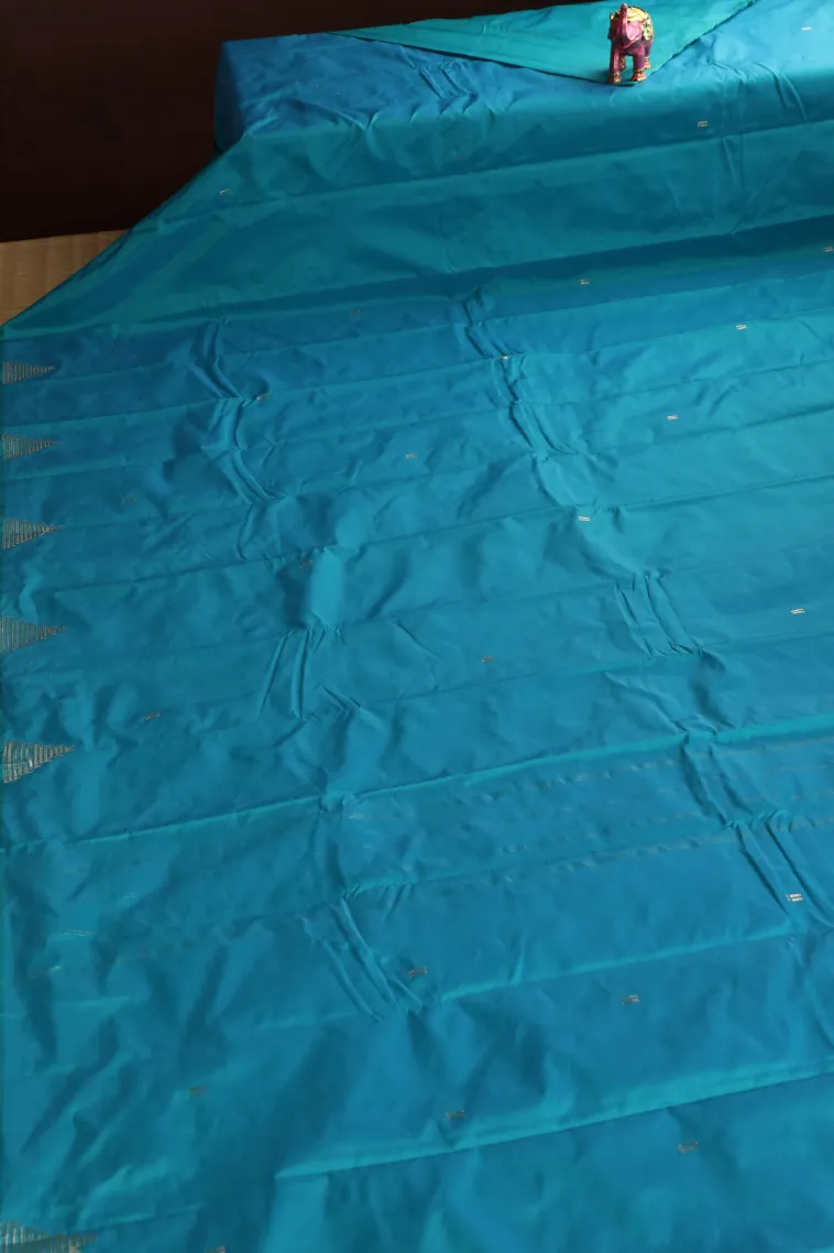 Sapphire Blue Arani Silk Sarees with Gold Zari Temple Pattern view 2