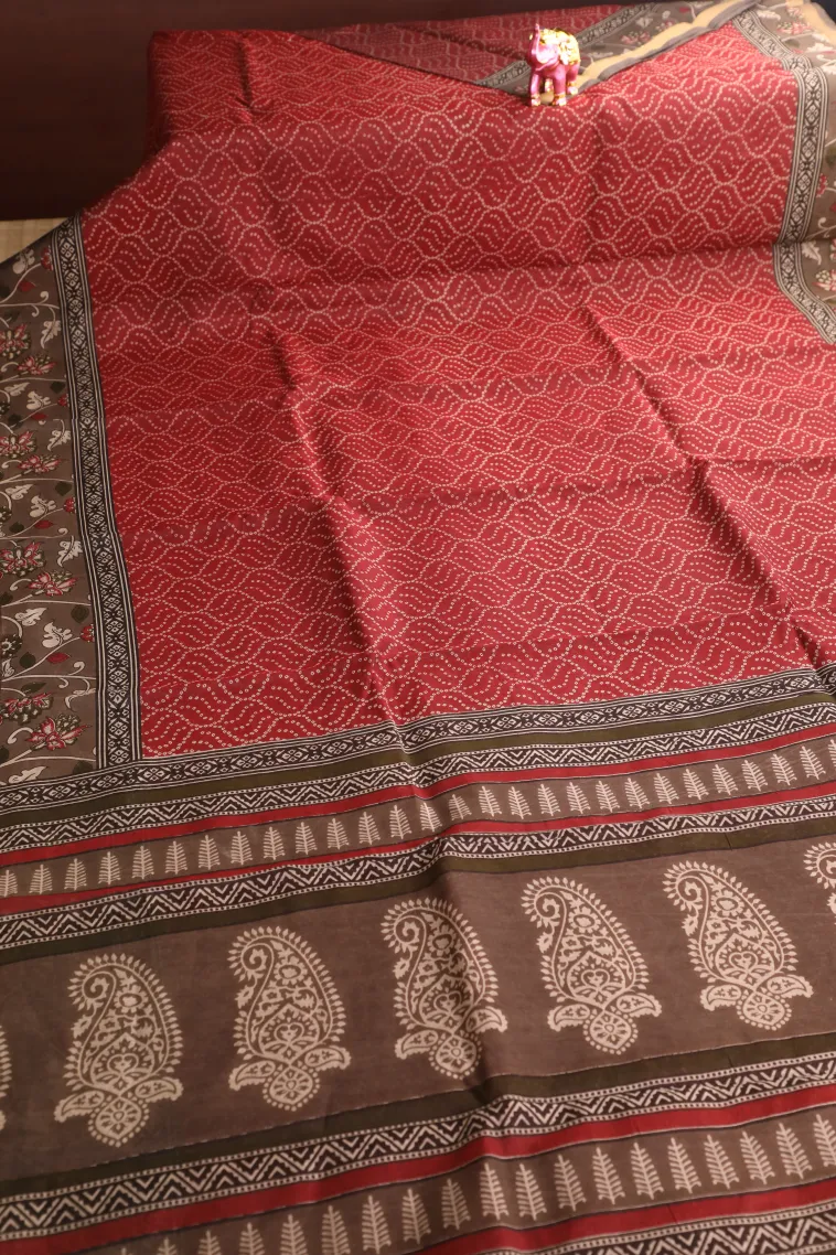 Apple Red Chanderi Cotton Sarees Without Zari With Pathik Motifs view 2