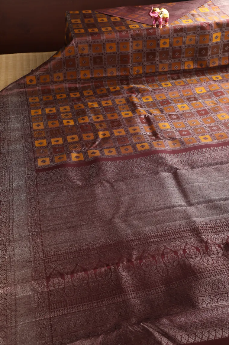 Jam Red Kanchipuram Silk Sarees with Antic Zari Geometric Shapes view 2