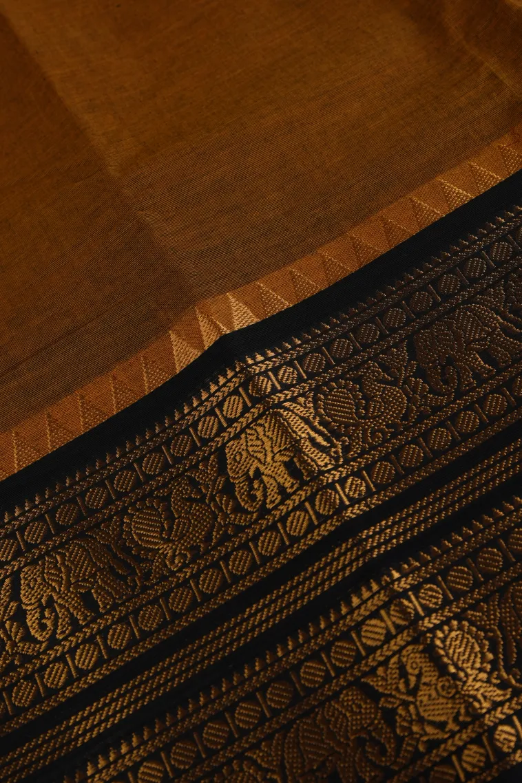 Cider Orange Chettinad Cotton Sarees with Gold Zari Plain view 3